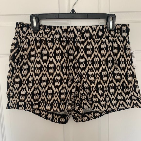 NWT OLD NAVY Linen Shorts Pull On Drawstring Ikat Print Neutral Size MEDIUM - Picture 1 of 4